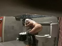 Un hombre se mama a  ...