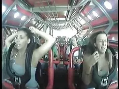 Enfermera trata la p ...
